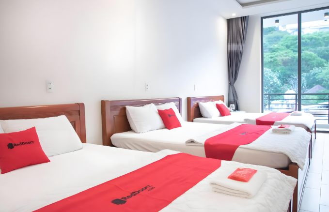 RED Hotel酒店