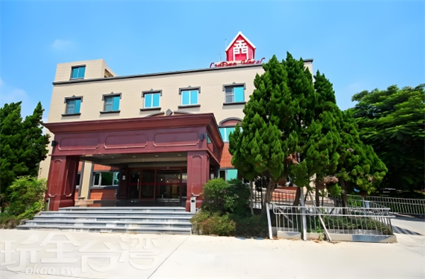 陆岛酒店