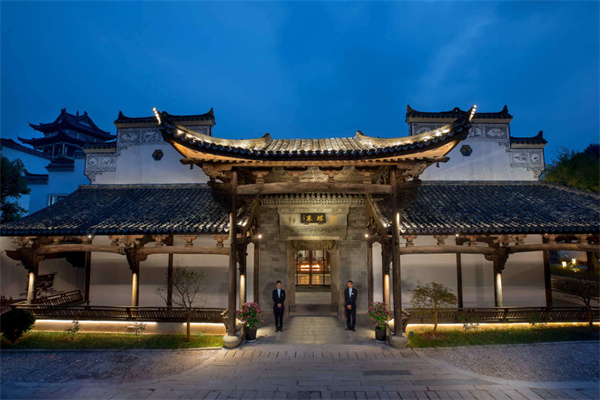 雷迪森旅业酒店