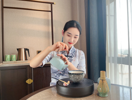 “宫廷风·新中式·微五星”文化酒店，如何在衡阳华新核心商圈跑出“量价齐升”?