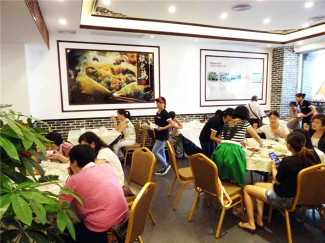 新粤西楼纸包鸡味道好吗？