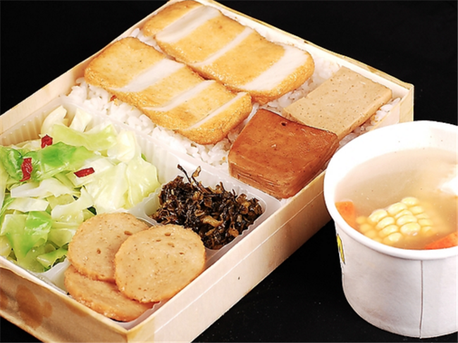 小吃餐饮加盟选什么？推荐沸百味瓦罐快餐加盟