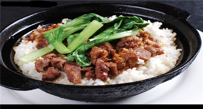 中式快餐前景如何？辽聊砂锅饭来告诉你