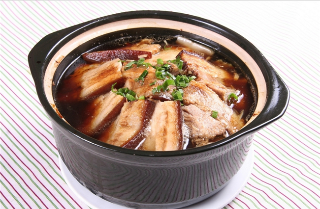 坛子焖肉加盟店怎么开？憨小二坛子焖肉为您解答
