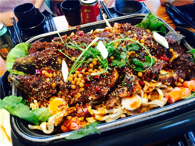 滋鱼烤鱼好吃吗?滋鱼烤鱼人气美食受欢迎