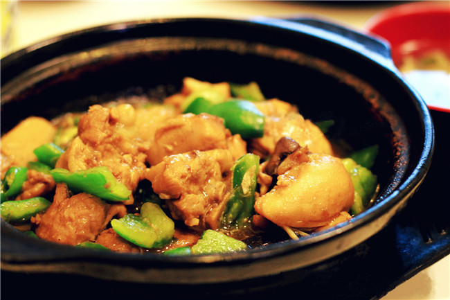 吉东家黄焖鸡米饭加盟费多少钱?