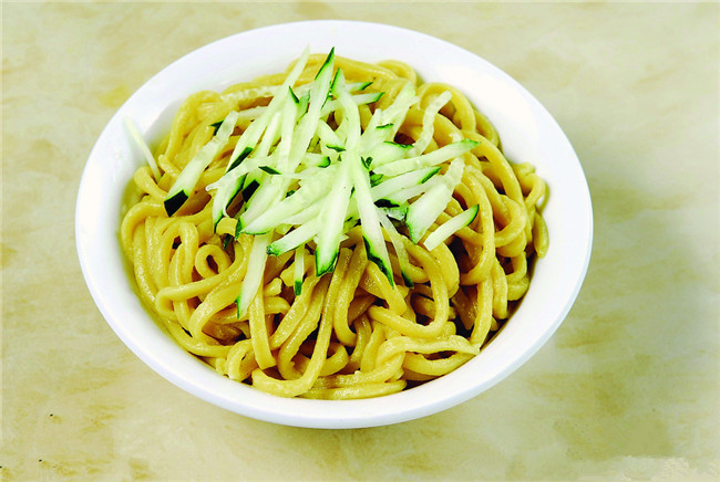 兴鑫美食八碗香果面加盟优势有哪些？兴鑫美食八碗香果面加盟怎么样