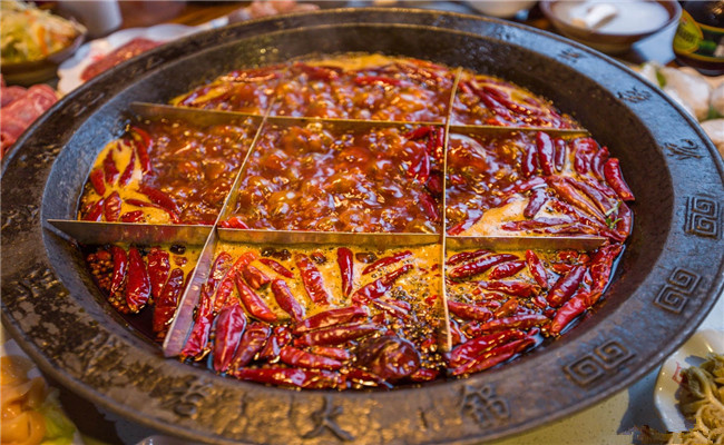 重庆味鼎美老火锅加盟怎么样?赚钱好选择