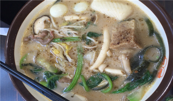 麻品汇麻辣烫加盟选址技巧