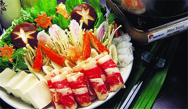 学校门口怎么开火锅店？菇浪宇火锅经营方式介绍