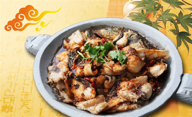 重庆特色餐饮加盟什么牌子好？推荐御厨师石锅鱼