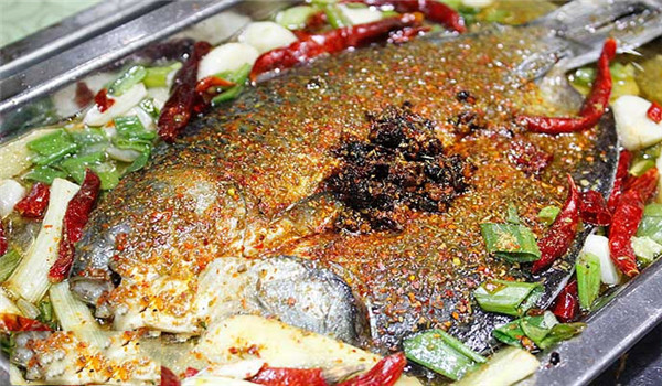 俏吧妹烤鱼加盟店怎么样?俏吧妹烤鱼加盟赚钱快