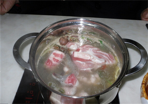 2016年什么餐饮项目比较好?泡泡火锅