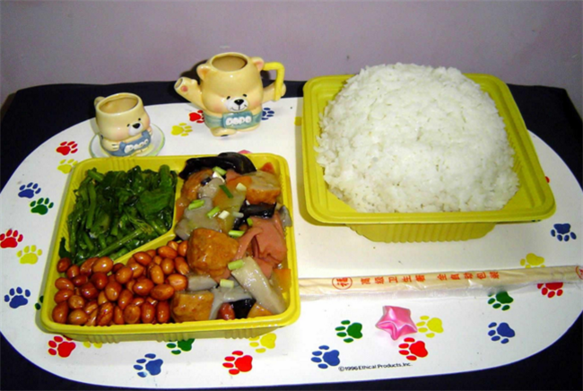 店铺生意不好怎么办？找味盟餐饮培训