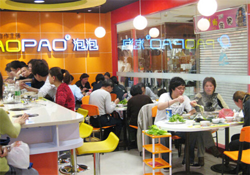 开个特色小火锅店怎么样?泡泡小火锅轻松吸金