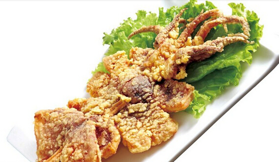 现在卖油炸小吃怎么样？六福道轰炸大鱿鱼告诉你