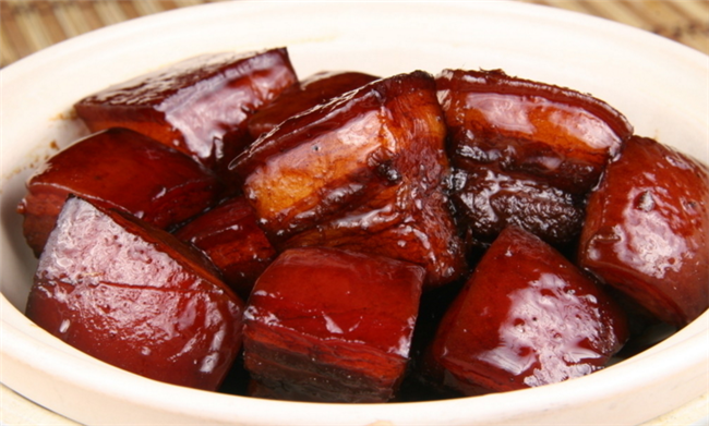 红烧肉怎样做才好吃？张记红烧肉为您揭秘