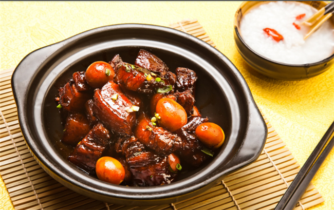 红烧肉哪家的做法好？就选张记红烧肉