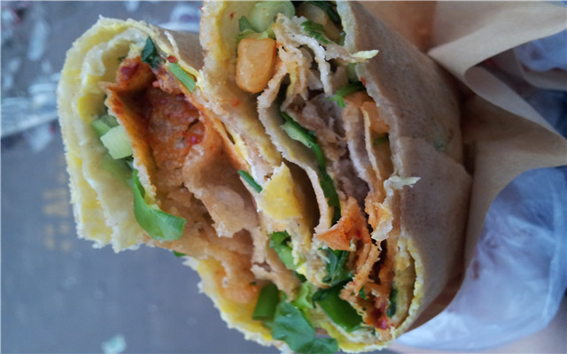 一般加盟煎饼店多少钱？煎饼哥特色煎饼告诉你