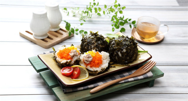阿哟饭团烧加盟有哪些好处？阿哟饭团烧加盟优势分析