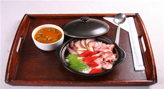创业开一家煲仔饭店怎么样？煲来乐煲仔饭告诉你