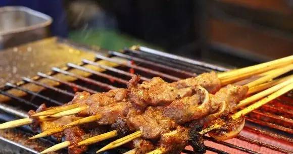 哩脊肉串加盟