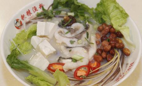  黑电粗粮鱼粉加盟
