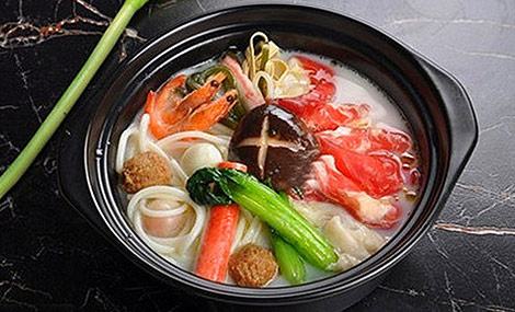 家庭主妇加盟云芈谣米线